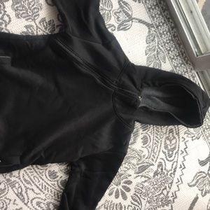 Fashionable sweatshirt